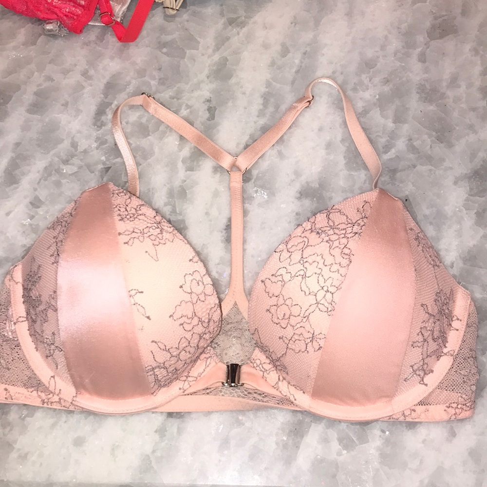 Victoria secret very sexy lace push up bra